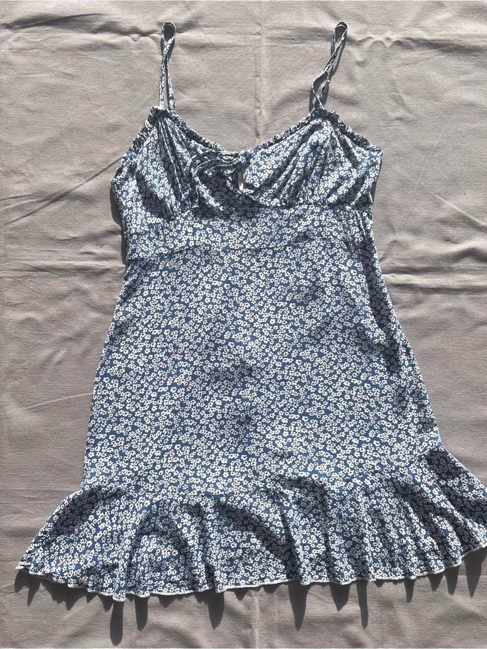 SBetro Size M Women’s Dress blue & white ditsy floral mini Boho Strappy Y2K GUC